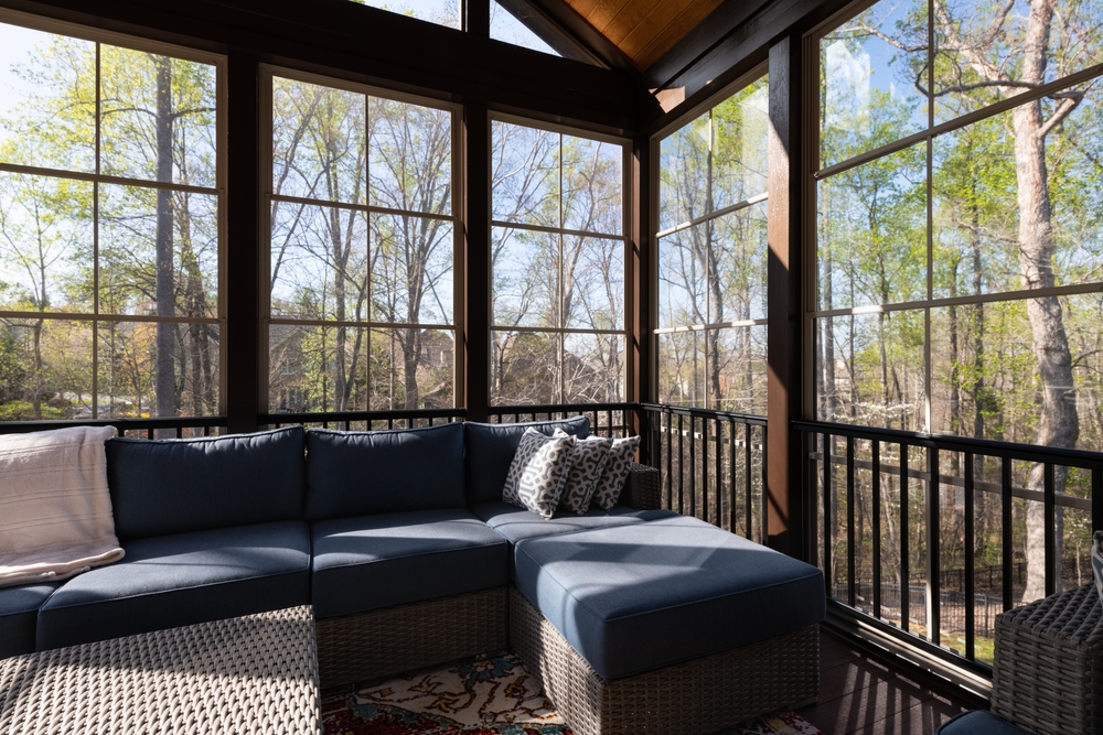 Contemporary,Screened,Porch,In,Springtime,,Full,Of,Blooms,Trees,In