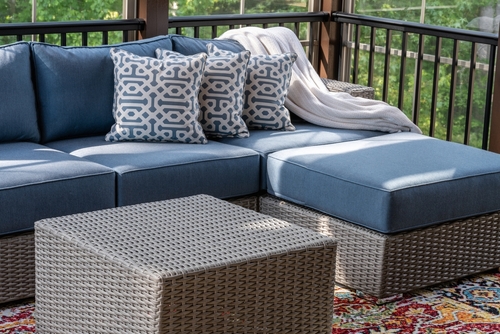 Close,Up,Of,Patio,Furniture,In,Modern,Screened,Porch,,Summertime